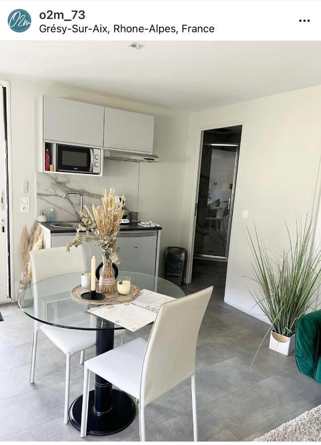 O2M Gresy Sur Aix Apartment Mognard Екстериор снимка